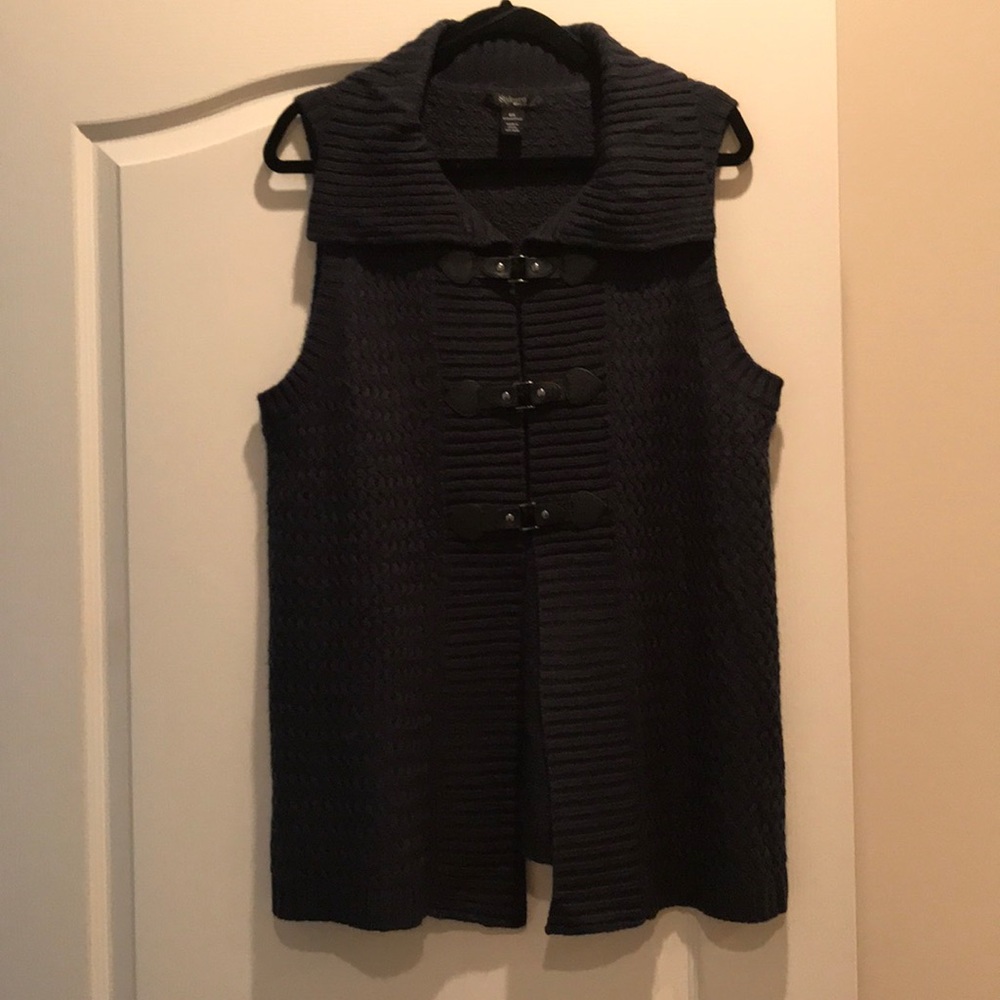 Sweater Vest